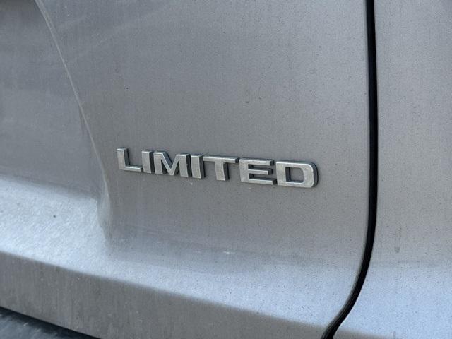 Photo of 2019 Billet Silver Metallic Clearcoat Jeep Cherokee