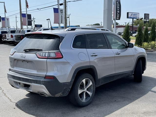 Photo of 2019 Billet Silver Metallic Clearcoat Jeep Cherokee