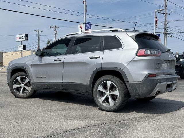 Photo of 2019 Billet Silver Metallic Clearcoat Jeep Cherokee