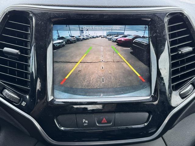 Photo of 2019 Billet Silver Metallic Clearcoat Jeep Cherokee