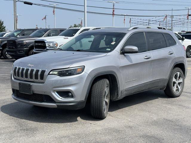 Photo of 2019 Billet Silver Metallic Clearcoat Jeep Cherokee