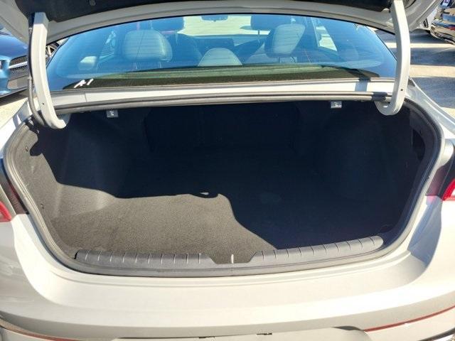 Photo of 2022 Wolf Gray Kia K5