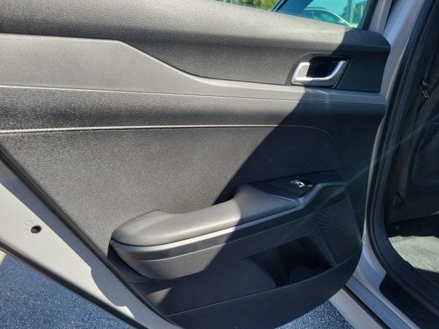 Photo of 2022 Wolf Gray Kia K5