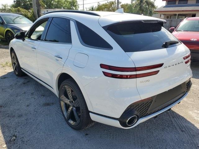 Photo of 2024 Uyuni White Genesis GV70