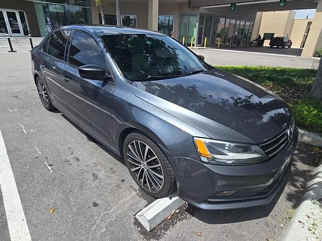2015 Volkswagen Jetta