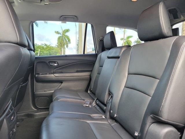 Photo of 2020 Platinum White Pearl Honda Pilot