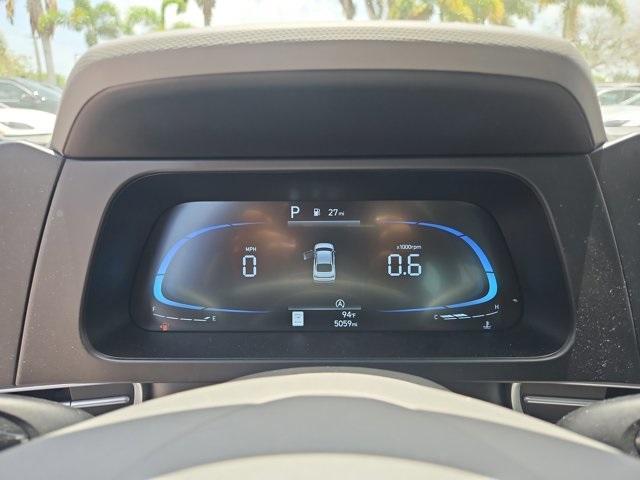 Photo of 2025 Red Hyundai ELANTRA