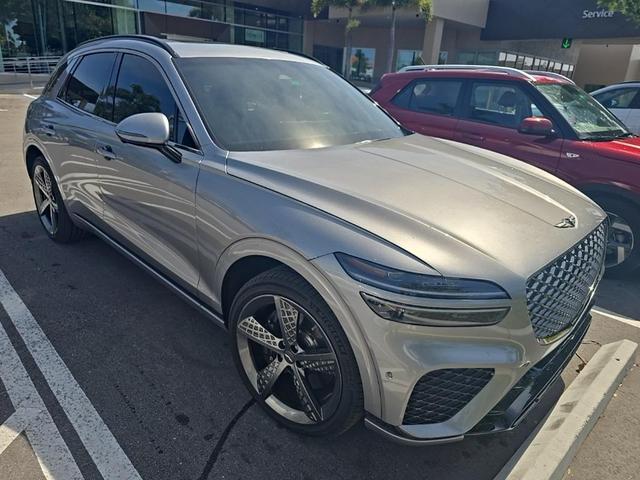 2023 Genesis Gv70