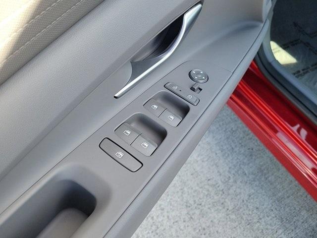 Photo of 2025 Red Hyundai ELANTRA
