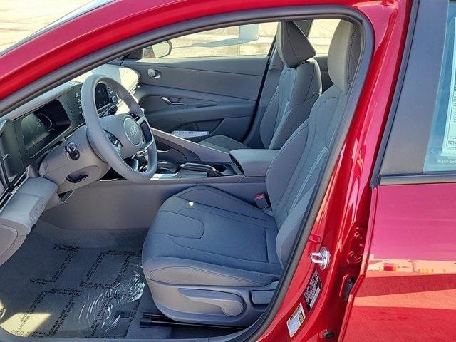 Photo of 2025 Red Hyundai ELANTRA
