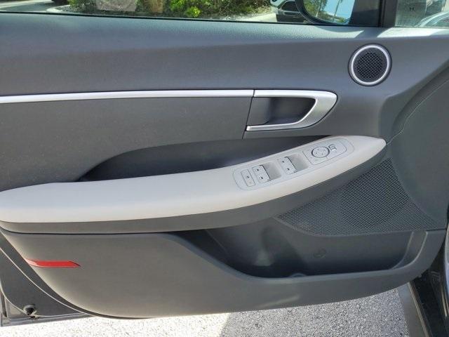 Photo of 2023 Portofino Gray Hyundai SONATA