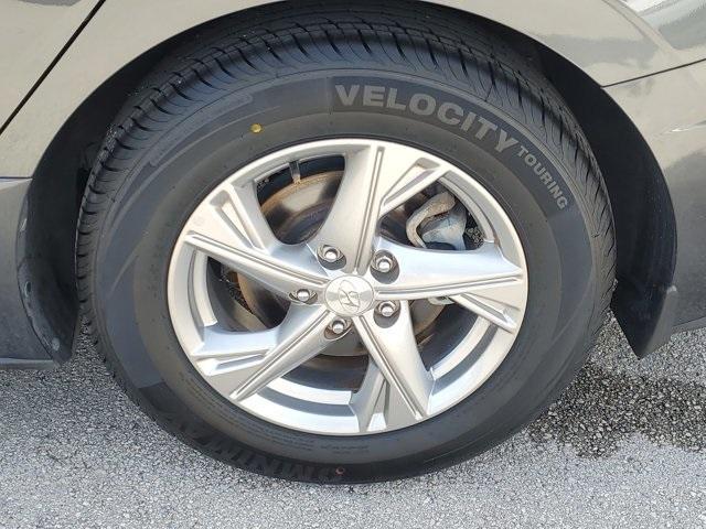 Photo of 2023 Portofino Gray Hyundai SONATA
