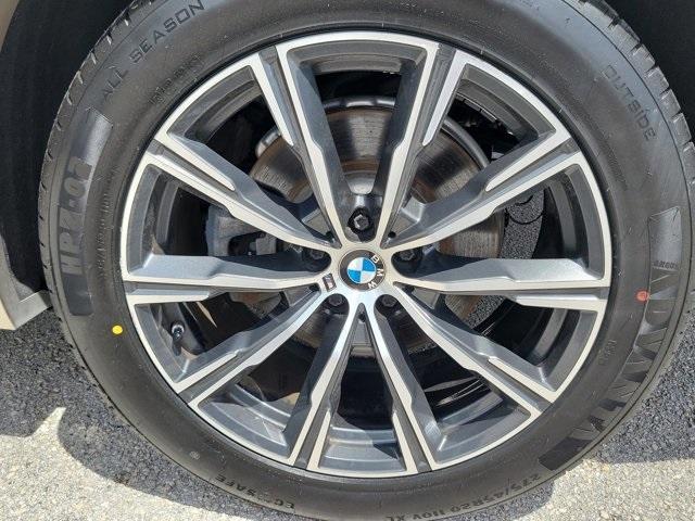 Photo of 2019 Sunstone Metallic BMW X5