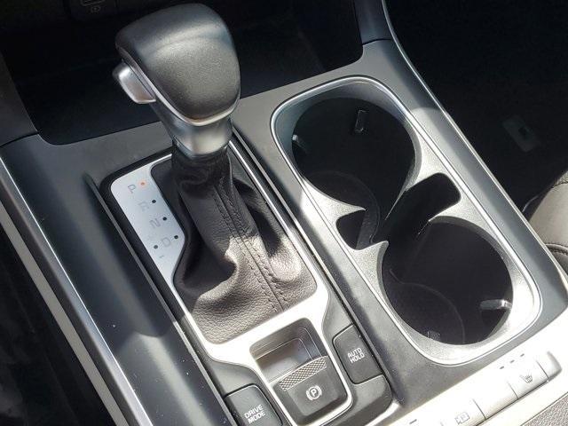 Photo of 2024 Metal Kia Carnival