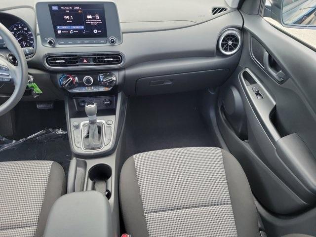 Photo of 2023 Abyss Black Pearl Hyundai KONA