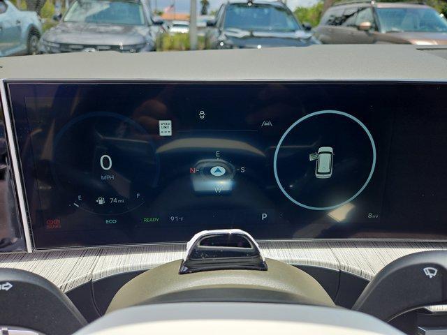 Photo of 2025 White Hyundai SANTA FE HEV