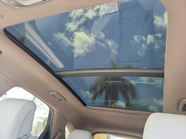 Photo of 2026 Uyuni White Genesis GV70