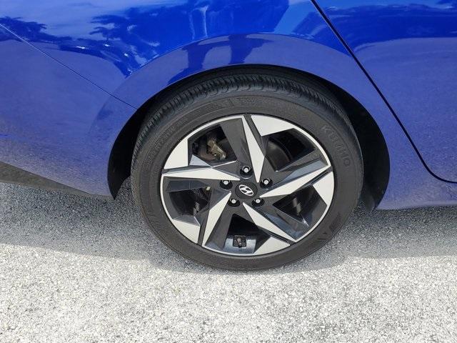 Photo of 2023 Intense Blue Hyundai ELANTRA