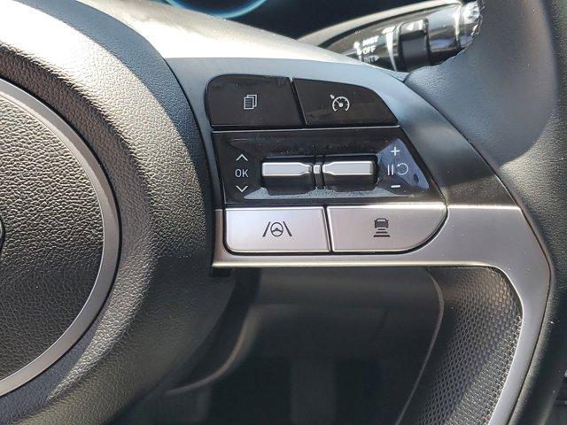 Photo of 2023 Onyx Black Hyundai ELANTRA
