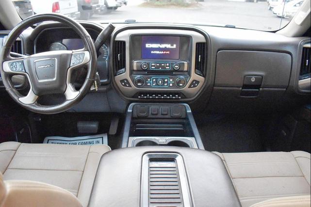 Photo of 2017 White Frost Tricoat GMC Sierra 1500