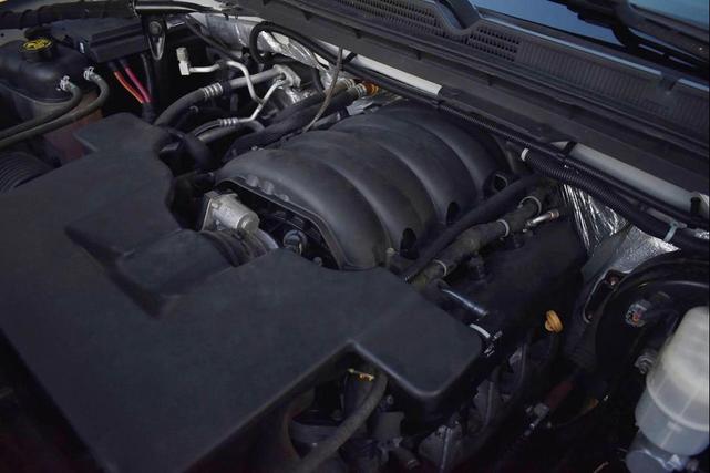 Photo of 2017 White Frost Tricoat GMC Sierra 1500