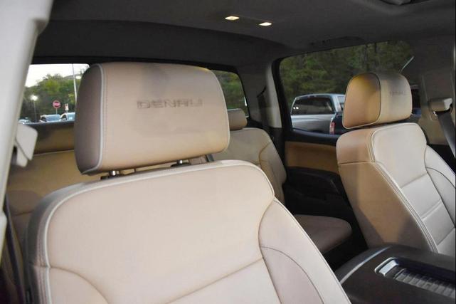 Photo of 2017 White Frost Tricoat GMC Sierra 1500