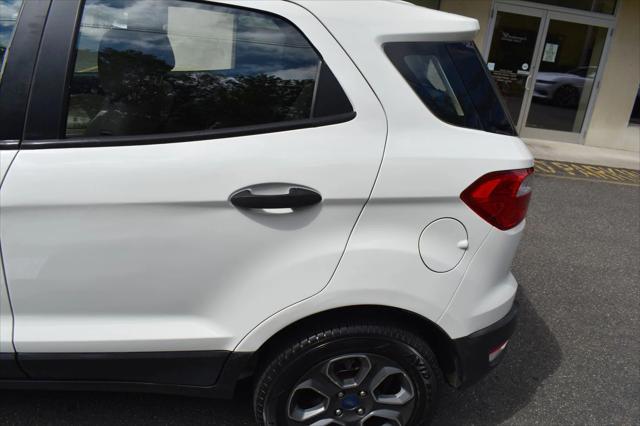 Photo of 2019 Diamond White Ford EcoSport
