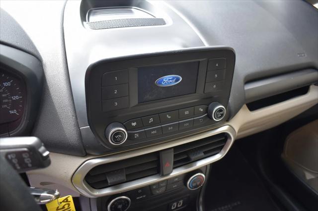 Photo of 2019 Diamond White Ford EcoSport