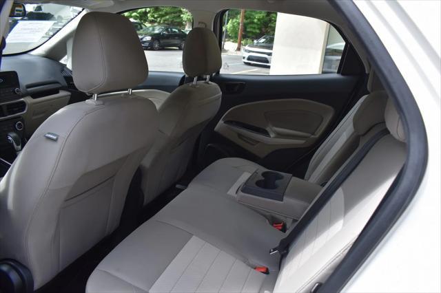 Photo of 2019 Diamond White Ford EcoSport