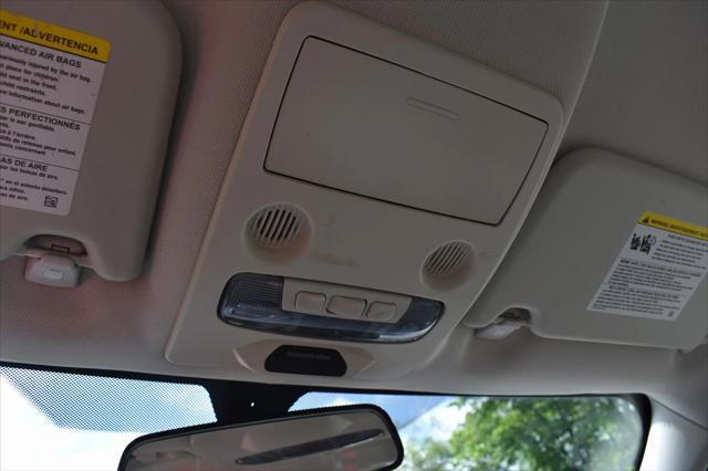 Photo of 2019 Diamond White Ford EcoSport
