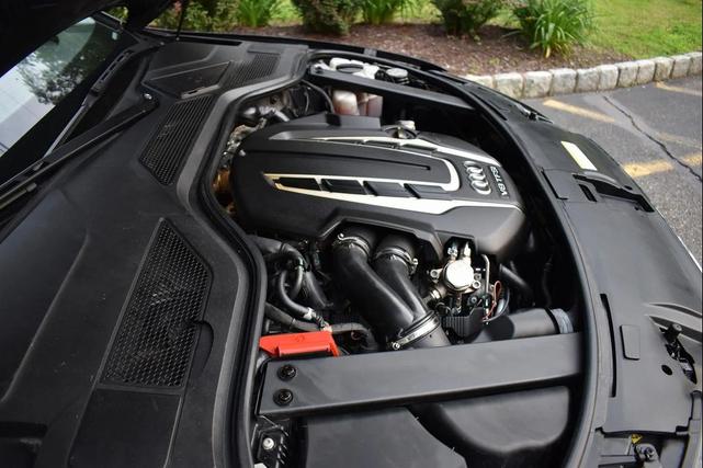 Photo of 2014 Black Audi A8