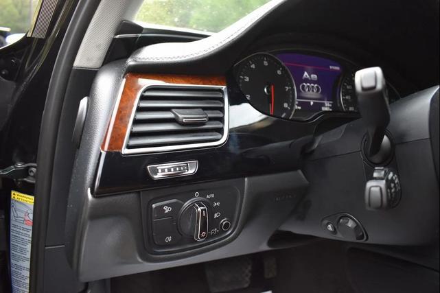 Photo of 2014 Black Audi A8