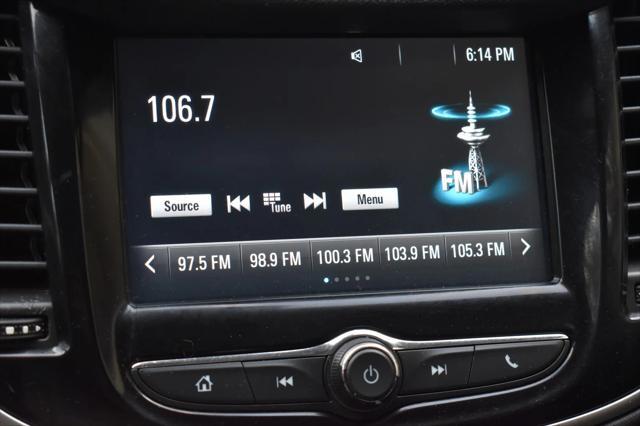 Photo of 2017 Burgunday Chevrolet Trax