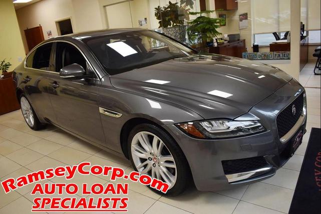 2017 Jaguar XF