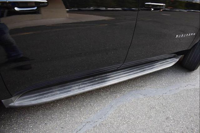 Photo of 2016 Black Chevrolet Suburban
