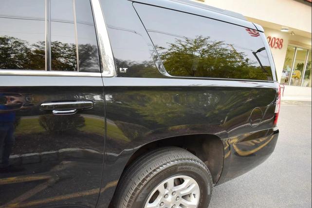 Photo of 2016 Black Chevrolet Suburban