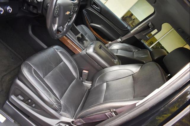 Photo of 2016 Black Chevrolet Suburban