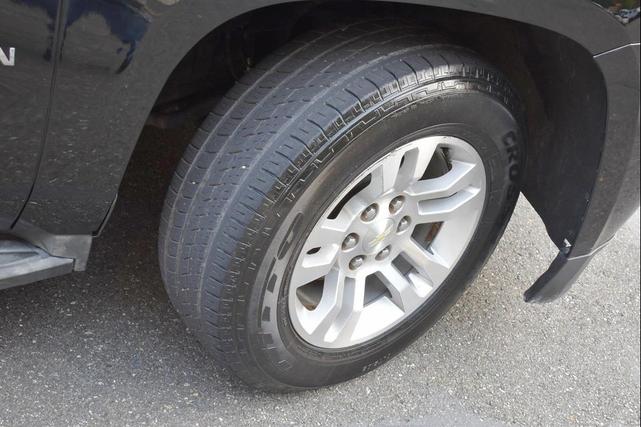 Photo of 2016 Black Chevrolet Suburban