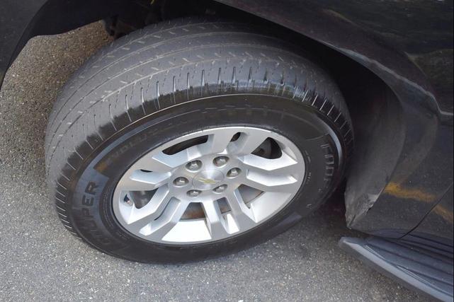 Photo of 2016 Black Chevrolet Suburban