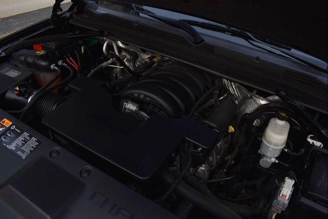 Photo of 2016 Black Chevrolet Suburban