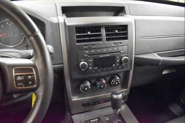 Photo of 2012 Canyon Brown Pearlcoat Jeep Liberty