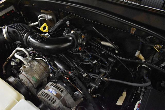 Photo of 2012 Canyon Brown Pearlcoat Jeep Liberty