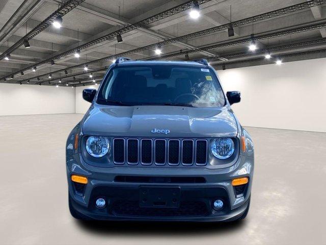 Photo of 2022 Sting Gray Clearcoat Jeep Renegade