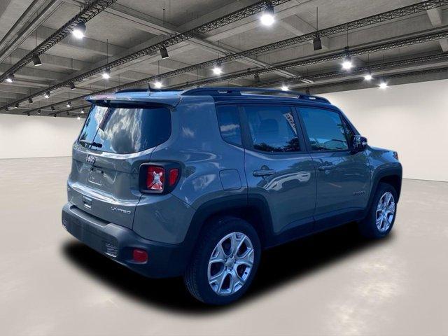 Photo of 2022 Sting Gray Clearcoat Jeep Renegade