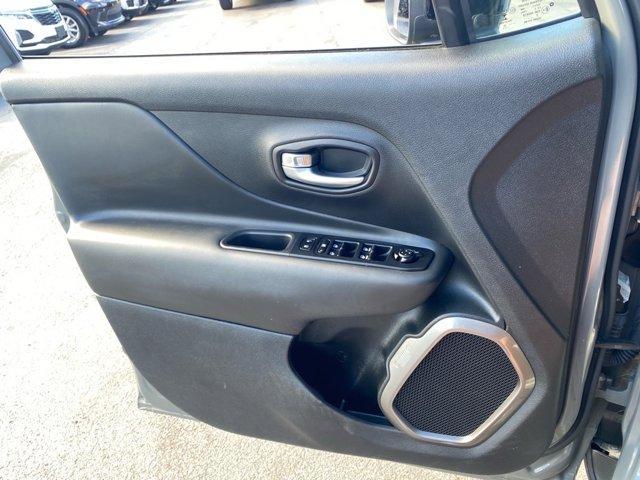 Photo of 2022 Sting Gray Clearcoat Jeep Renegade