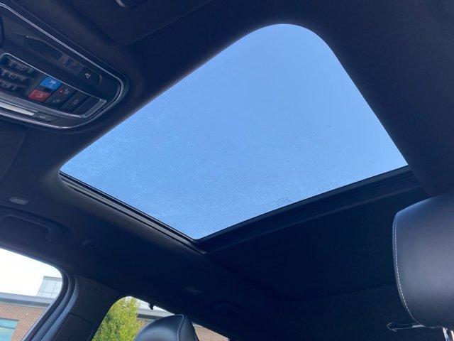 Photo of 2024 Diamond Black Jeep Grand Cherokee L