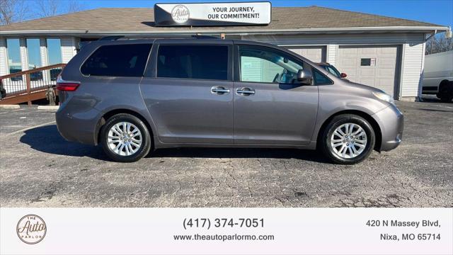 2016 Toyota Sienna