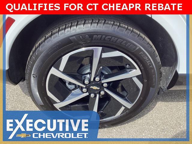Photo of 2024 Summit White Chevrolet Equinox EV