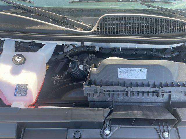 Photo of 2025 Summit White Chevrolet Express 3500