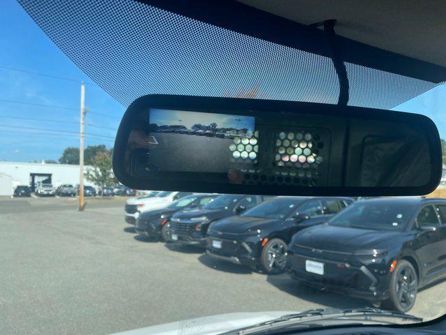 Photo of 2025 Summit White Chevrolet Express 3500